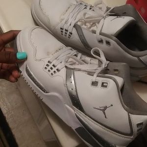 Jordans shoes  7y size 8 in women